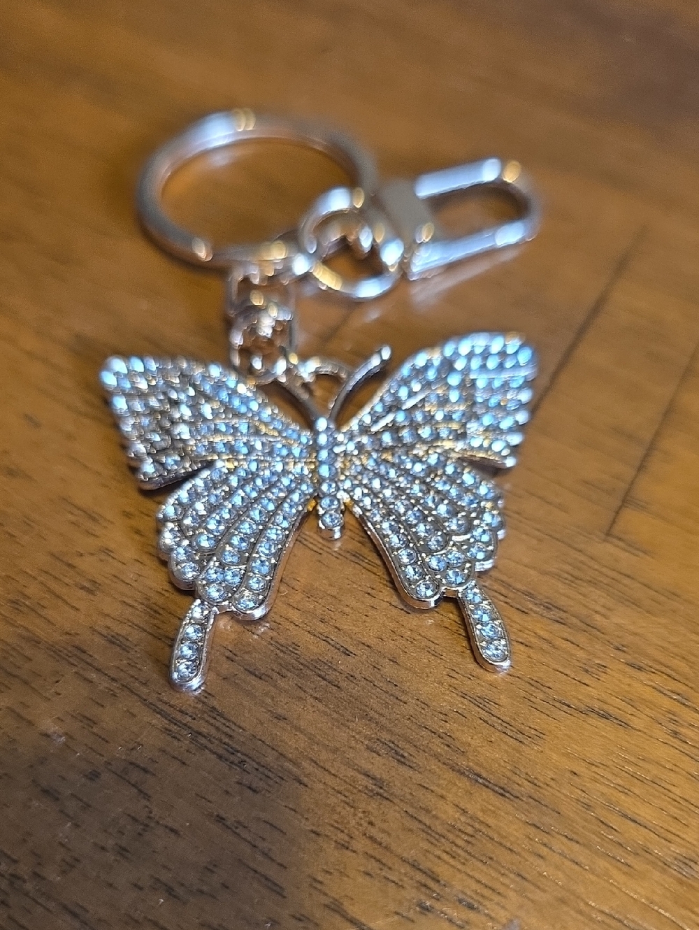 Gold Crystal Butterfly Keychain - Picture 5 of 10